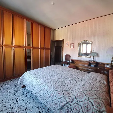 Apartament Carla *